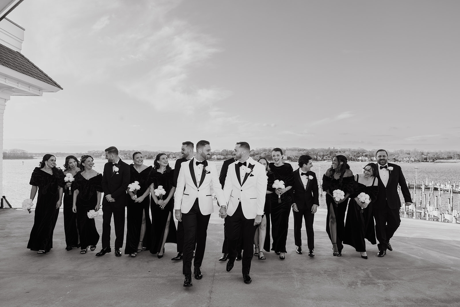 Wedding Party Attendants: How to Choose Your Wedding Crew